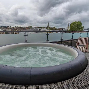 Apartment Penthouse With Hot Tub & Views 23